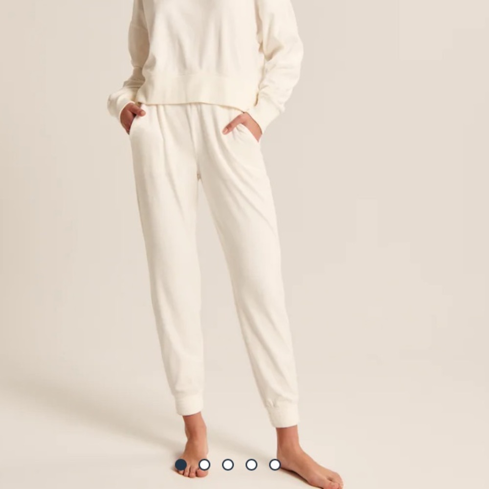 Abercrombie & Fitch Velour Joggers